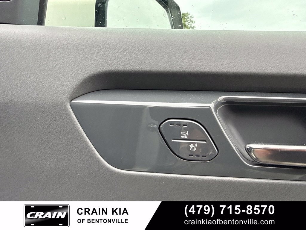Certified 2024 Kia EV9 Land AWD/4WD image 19