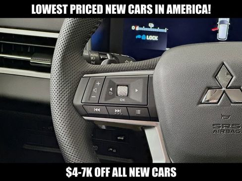 New 2024 Mitsubishi Outlander SEL image 13