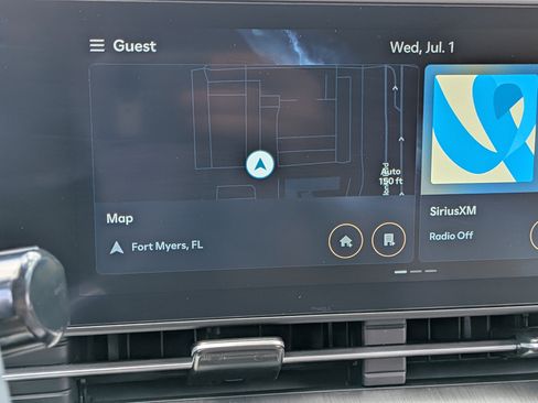 Used 2025 Hyundai Kona SEL FWD image 32