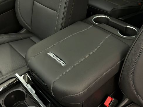 Used 2026 GMC Yukon XL Denali w/ Sun & Power Step Package AWD/4WD image 23