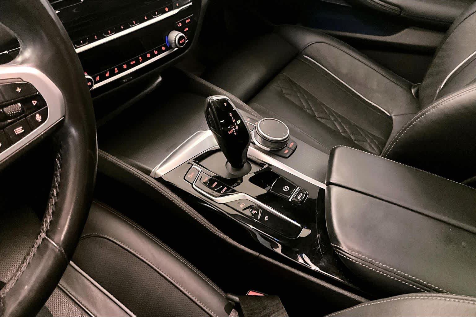 Used 2021 BMW 530e w/ M Sport Package RWD image 14