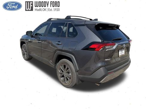 Used 2023 Toyota RAV4 Limited image 2