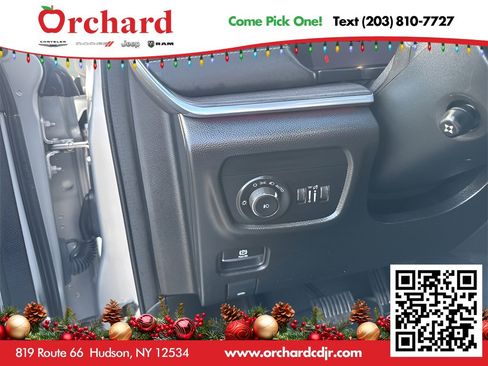 Used 2022 Jeep Grand Cherokee Overland image 25