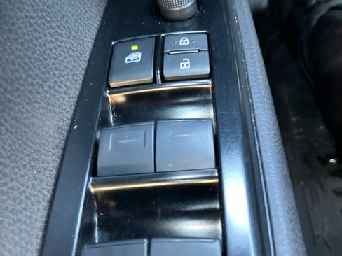 Certified 2026 Toyota Camry SE image 12