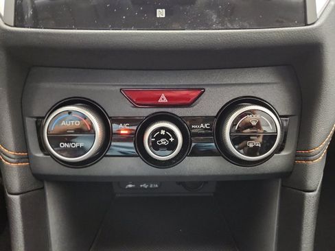 Used 2020 Subaru Crosstrek 2.0i Limited w/ Moonroof Package image 24