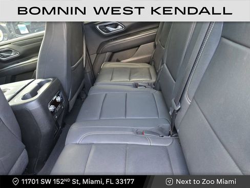 Used 2023 GMC Yukon XL SLT image 10