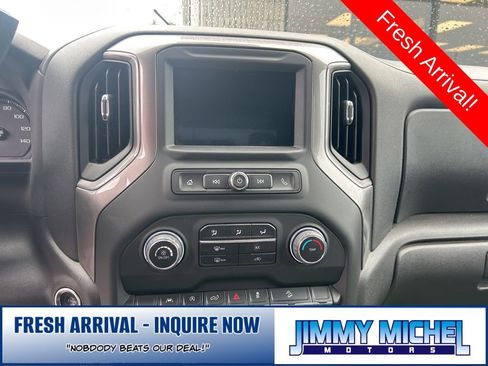 Used 2025 Chevrolet Silverado 1500 Custom Trail Boss image 4