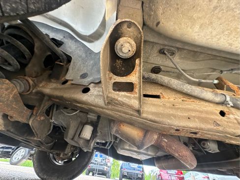 Used 2020 Chevrolet Express 2500 w/ Driver Convenience Package RWD image 31