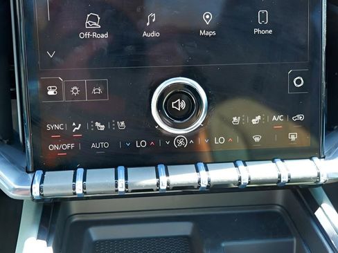 New 2026 GMC Acadia AT4 w/ Luxury Package image 16