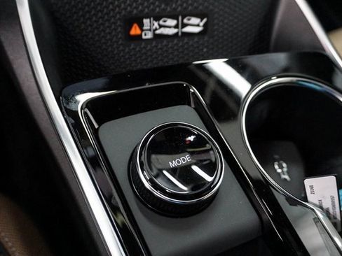 New 2026 Chevrolet Equinox ACTIV w/ Convenience Package III image 23