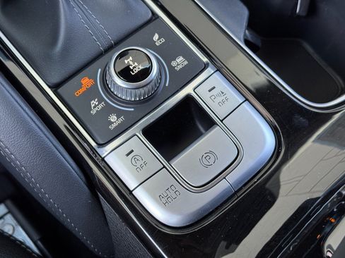 Used 2022 Kia Telluride EX w/ EX Premium Package AWD/4WD image 31