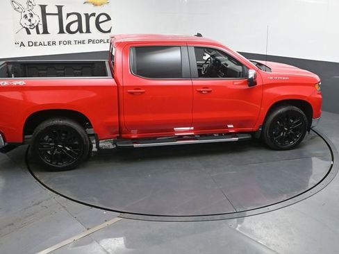 Used 2025 Chevrolet Silverado 1500 LT w/ Leather Package AWD/4WD image 38