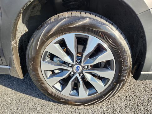 Certified 2025 Subaru Outback Limited w/ Popular Package #2 image 7