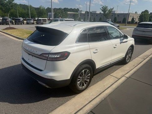 Used 2023 Lincoln Nautilus AWD w/ Premium Package image 6