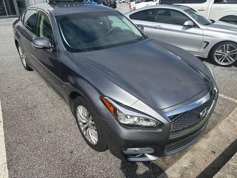 Used 2015 INFINITI Q70 L 3.7 RWD image 2