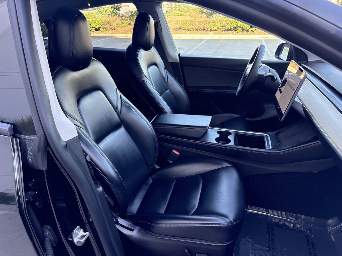 Used 2021 Tesla Model Y Long Range AWD/4WD image 16