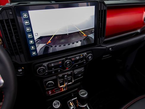 Used 2023 Jeep Gladiator Rubicon w/ Trailer Tow Package image 60