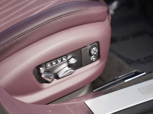 Used 2023 Bentley Flying Spur S V8 AWD/4WD image 48