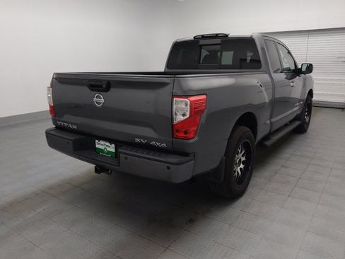 Used 2019 Nissan Titan SV w/ SV Convenience Package AWD/4WD image 9