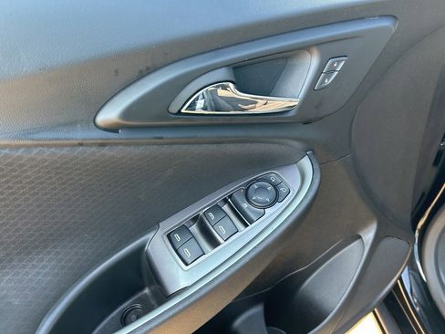 Used 2024 Chevrolet Malibu LT image 13