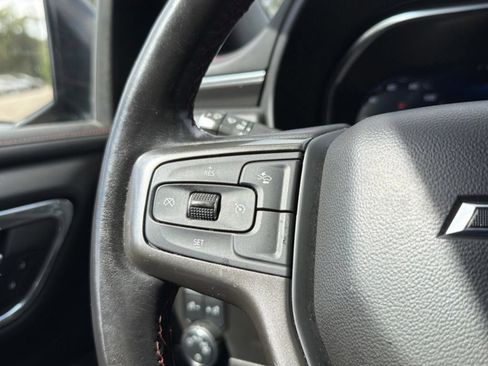 Used 2023 Chevrolet Suburban RST RWD image 17