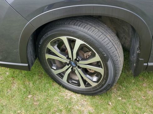 Certified 2023 Subaru Forester Limited image 5