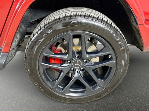 Certified 2022 Mercedes-Benz G 63 AMG 4MATIC image 38