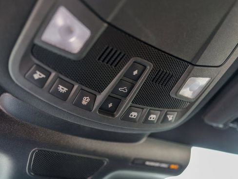 Used 2022 Lincoln Nautilus Reserve image 19