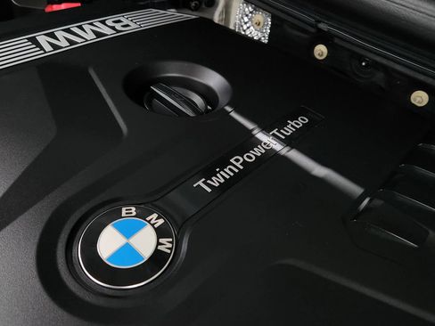 Used 2019 BMW X3 xDrive30i w/ Driving Assistance Package image 54