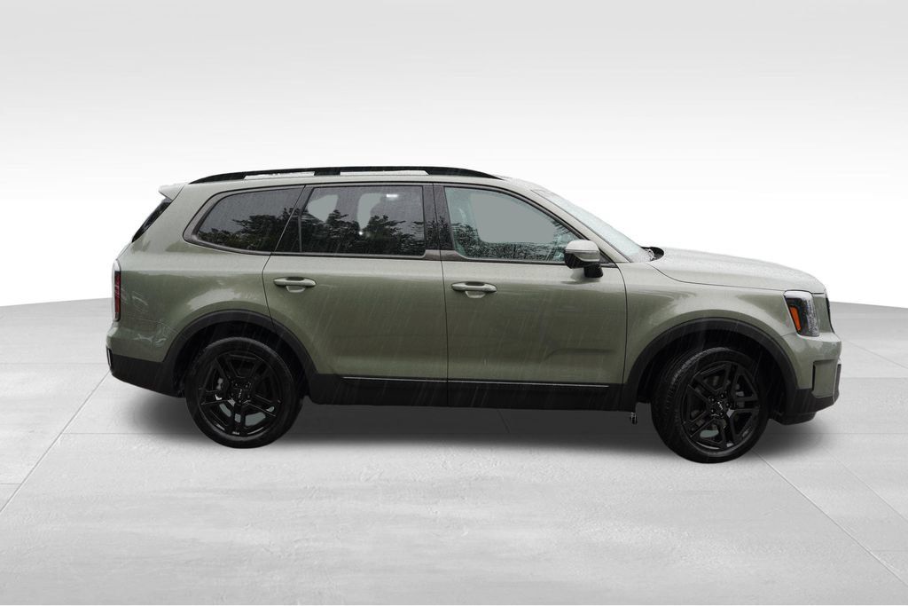 Certified 2024 Kia Telluride SX Prestige X-Line AWD/4WD image 3