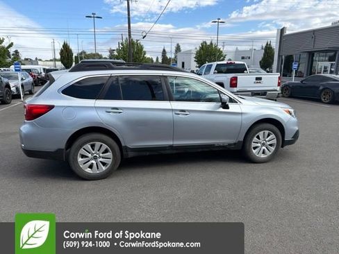 Used 2017 Subaru Outback 2.5i Premium AWD/4WD image 13