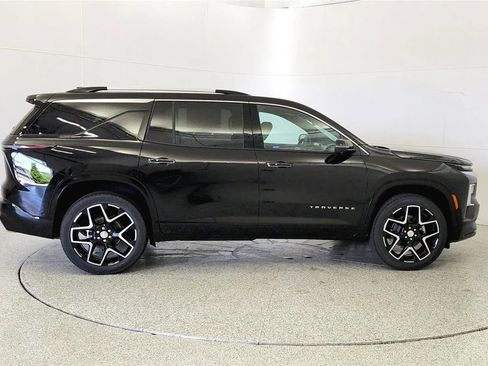 New 2026 Chevrolet Traverse High Country AWD/4WD image 8