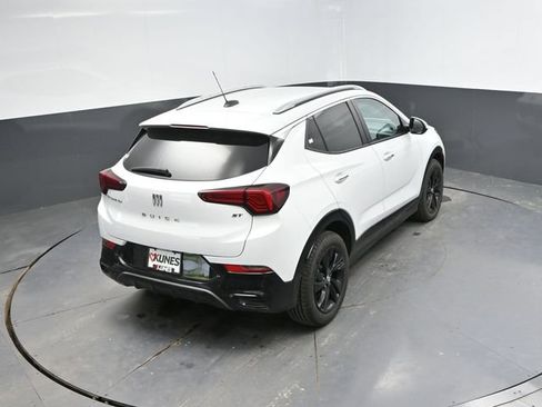 Used 2024 Buick Encore GX Sport Touring FWD image 35