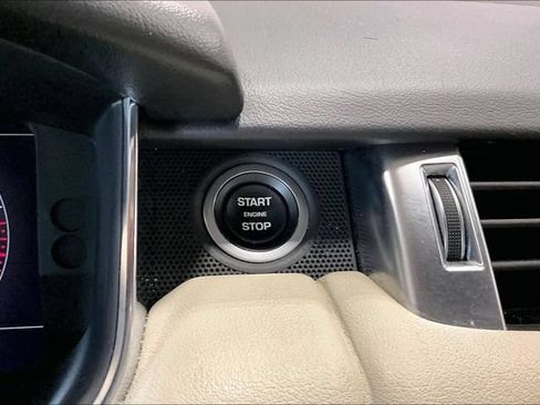 Used 2019 Land Rover Range Rover Sport HSE AWD/4WD image 33
