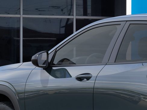 New 2026 Chevrolet Trax LS FWD image 12