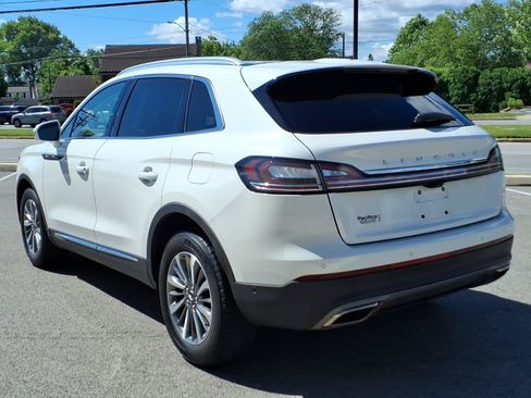 Certified 2022 Lincoln Nautilus Reserve AWD/4WD image 6