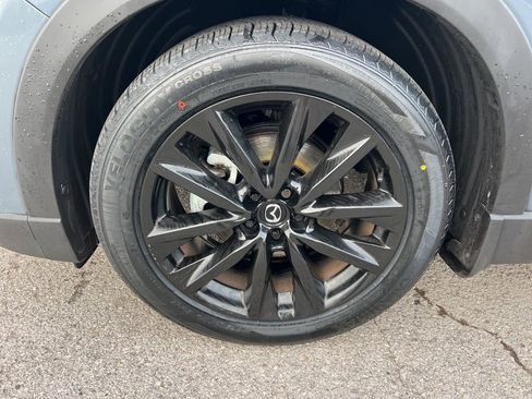 Used 2023 MAZDA CX-9 Carbon Edition image 7