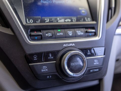 Used 2017 Acura MDX SH-AWD w/ Technology Package image 16