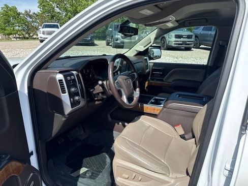 Used 2018 GMC Sierra 1500 SLT w/ SLT Premium Package AWD/4WD image 17