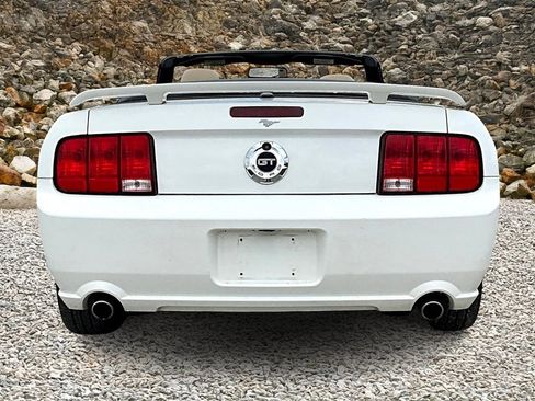 Used 2007 Ford Mustang GT image 4