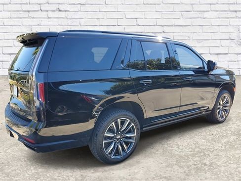 Certified 2021 Cadillac Escalade Sport w/ Driver Assist Tech Package image 4