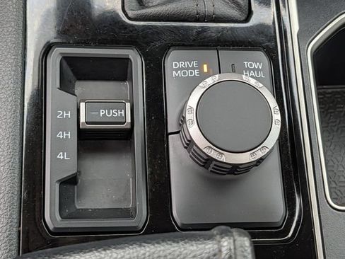 Used 2023 Toyota Tundra Limited w/ Power Package AWD/4WD image 16