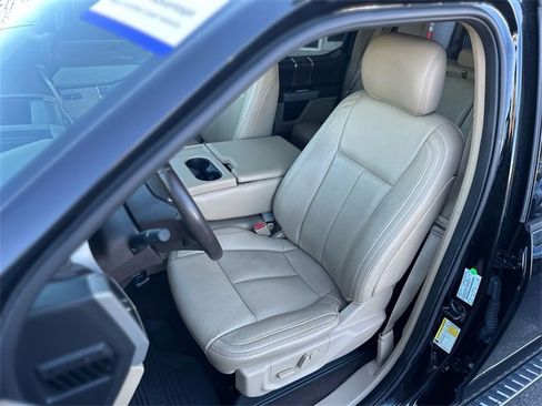 Certified 2019 Ford F150 Lariat image 12