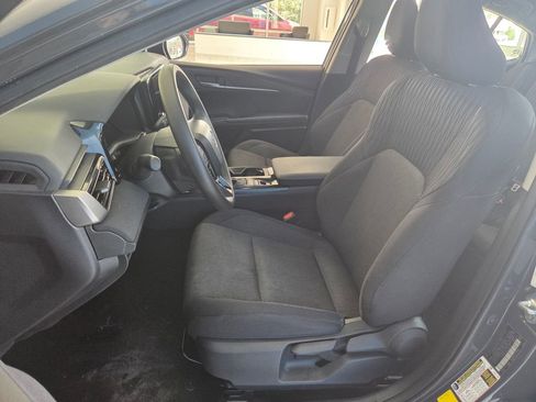 Used 2025 Toyota Camry LE FWD image 14