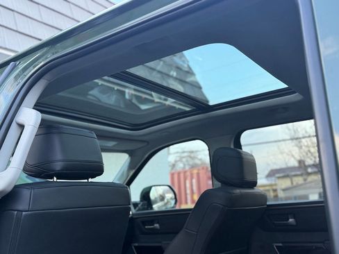 Used 2022 Toyota Tundra Limited w/ TRD Off-Road Package image 38