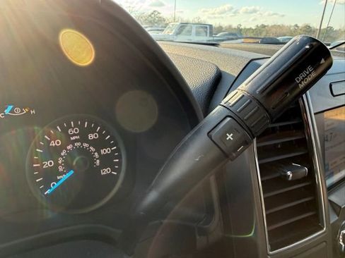 Used 2019 Ford F150 XLT image 22