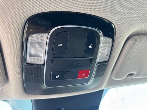 Used 2025 Hyundai Sonata SEL FWD image 34