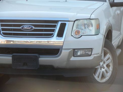 Used 2009 Ford Explorer Eddie Bauer AWD/4WD image 5