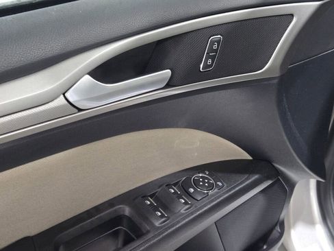 Used 2019 Ford Fusion S image 24