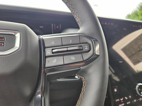 New 2026 GMC Yukon XL AT4 w/ AT4 Premium Plus Package AWD/4WD image 13